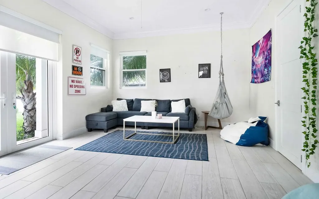 15 Bay Creek Drive New Providence Paradise Island BS