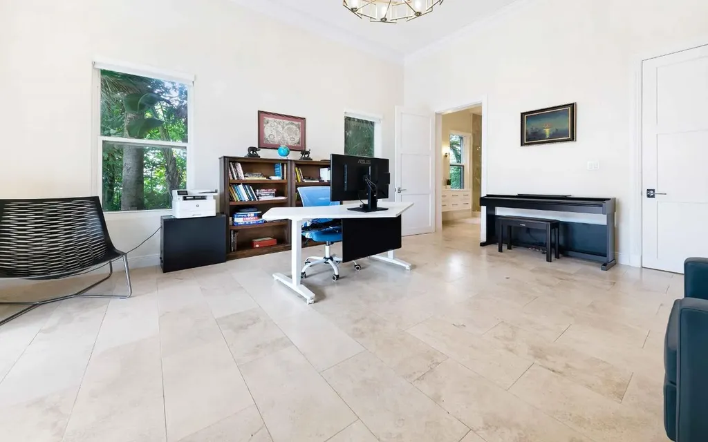 15 Bay Creek Drive New Providence Paradise Island BS