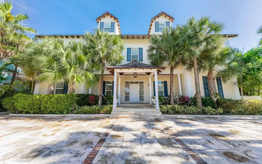 15 Bay Creek Drive New Providence Paradise Island BS