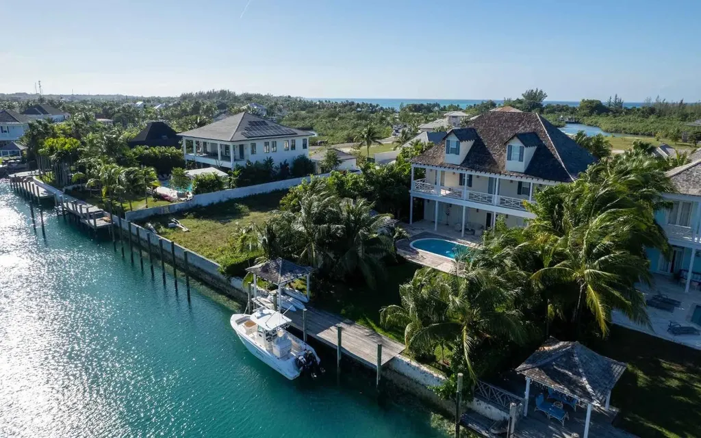 15 Bay Creek Drive New Providence Paradise Island BS