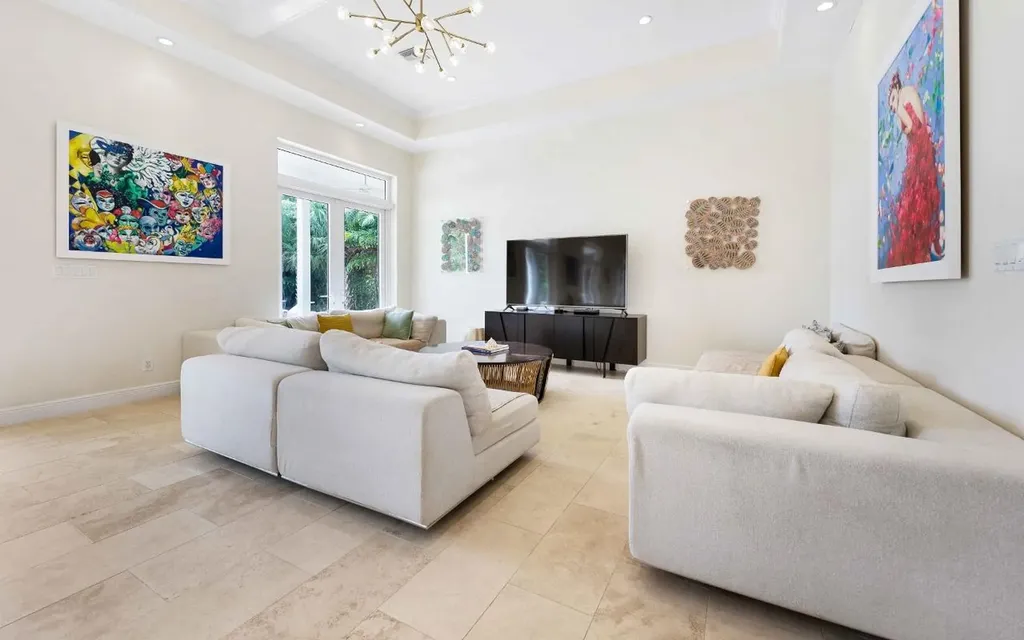 15 Bay Creek Drive New Providence Paradise Island BS