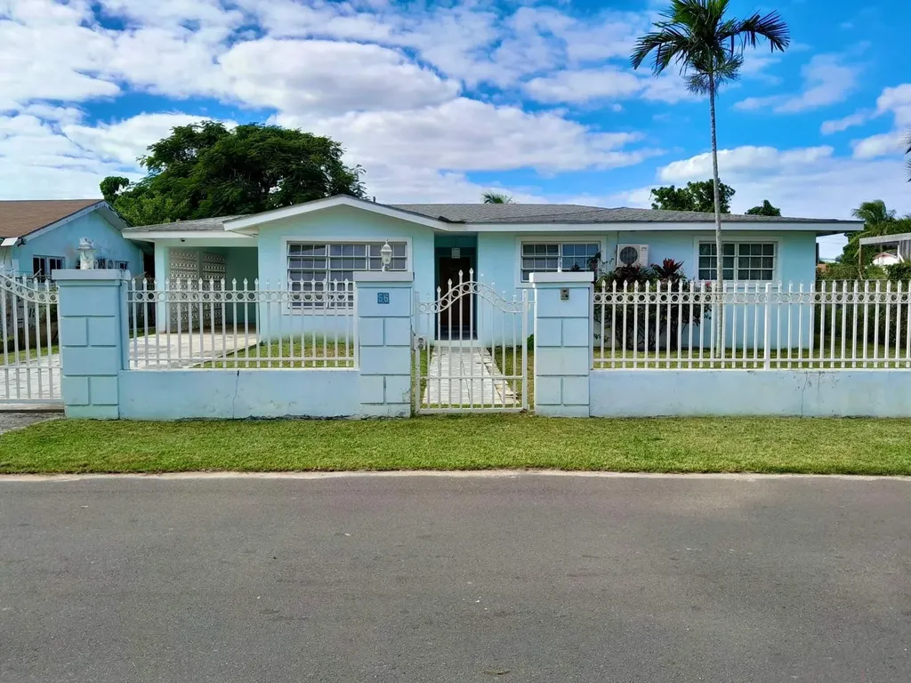 Colony Village 156 New Providence Paradise Island BS