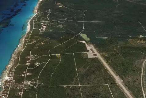 Lot With View Long Island BS