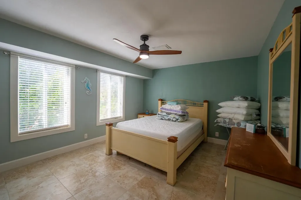 Lot 8 Boiling Hole Point Abaco BS