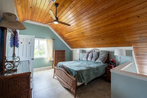 Lot 8 Boiling Hole Point Abaco BS