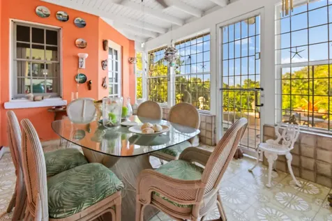 Tower Heights 15 New Providence Paradise Island BS