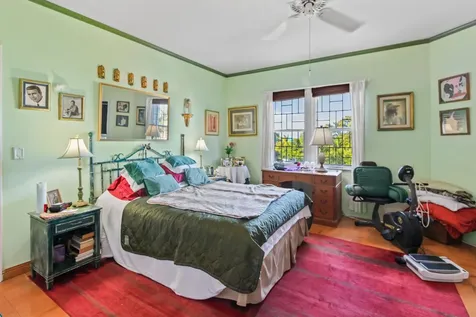 Tower Heights 15 New Providence Paradise Island BS