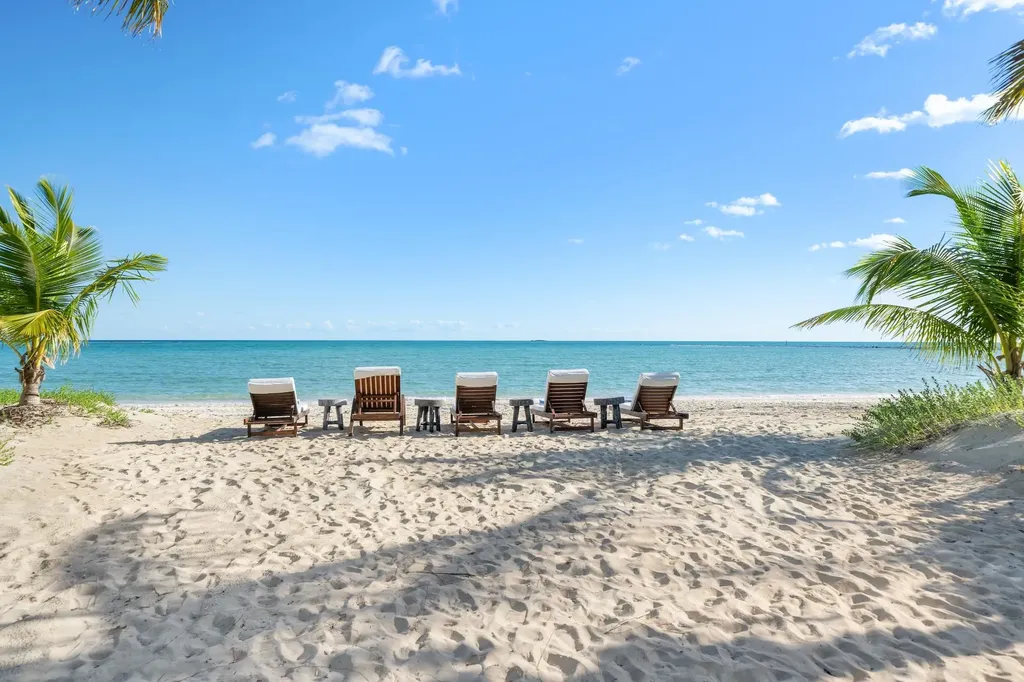 Kamalame Cay Lot Andros BS