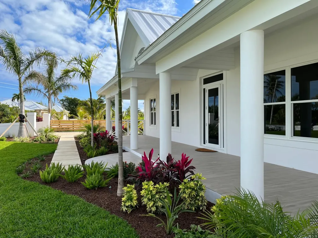 Treasure Cay Road Sunnyside Abaco BS