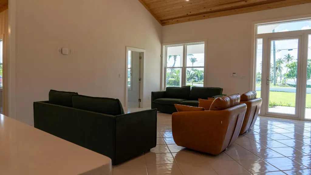 Treasure Cay Road Sunnyside Abaco BS