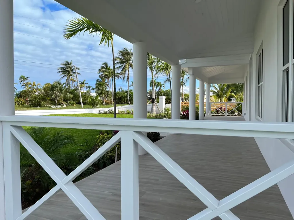 Treasure Cay Road Sunnyside Abaco BS