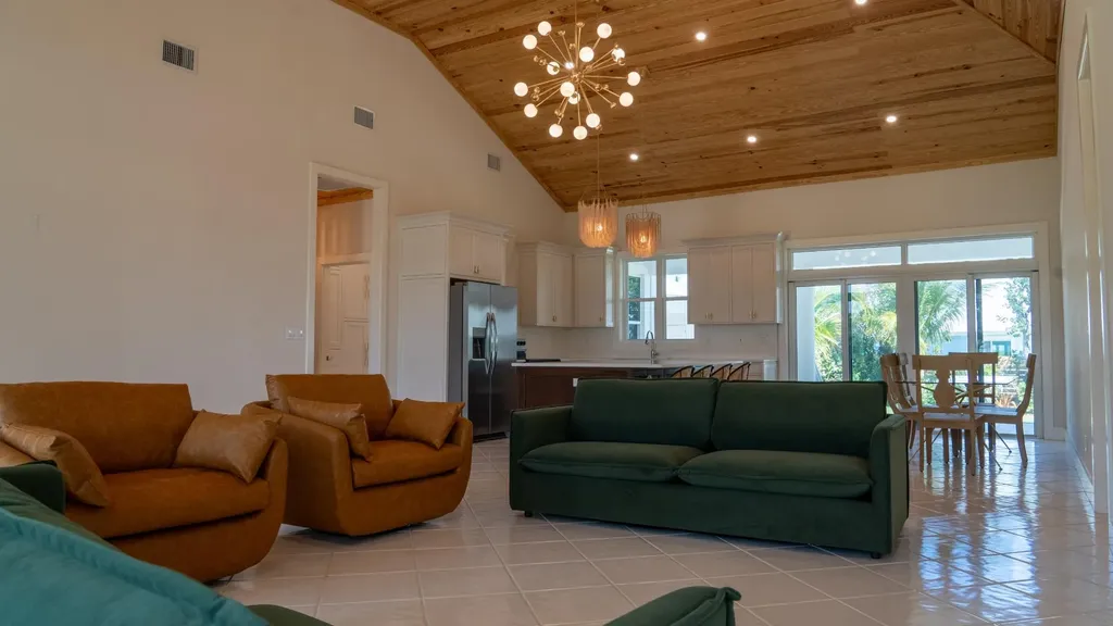 Treasure Cay Road Sunnyside Abaco BS