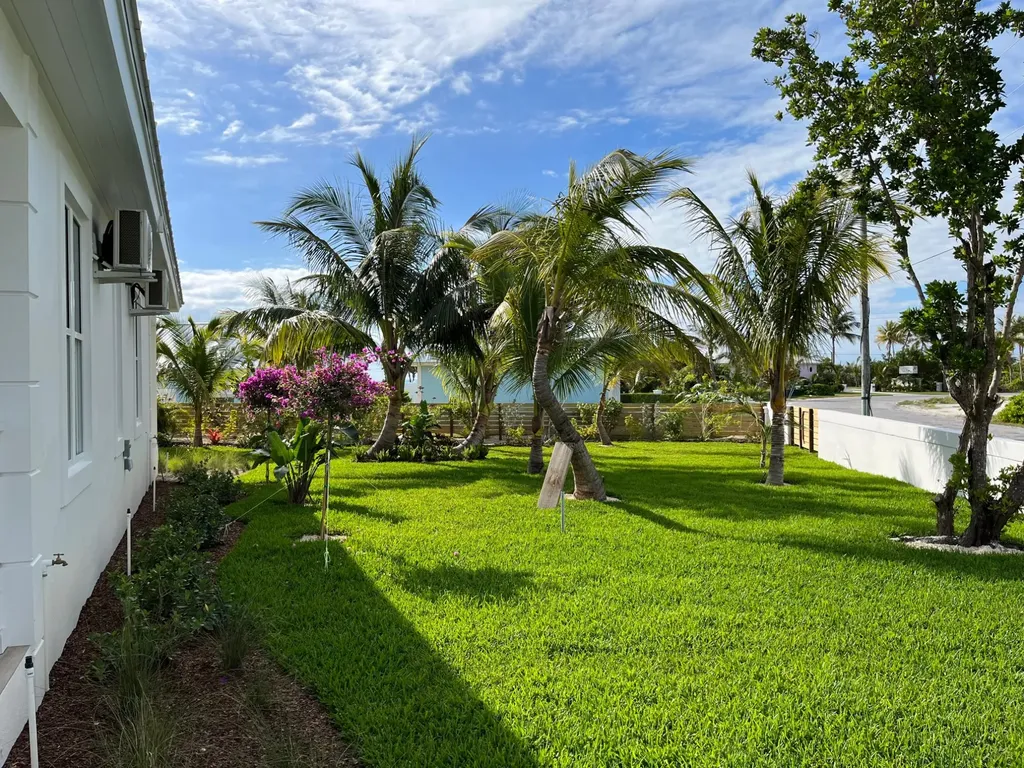 Treasure Cay Road Sunnyside Abaco BS