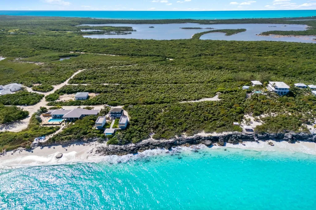 Lot 627 & 649 Exuma BS