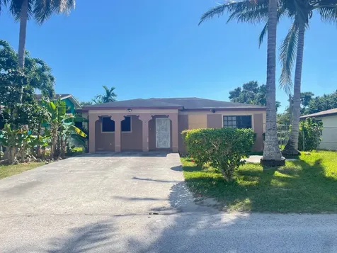 Carmichael Road Triplex New Providence Paradise Island BS