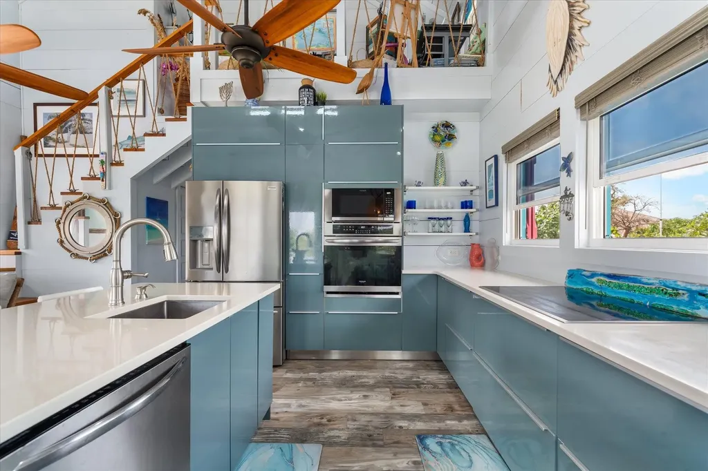 Codakai Eleuthera BS