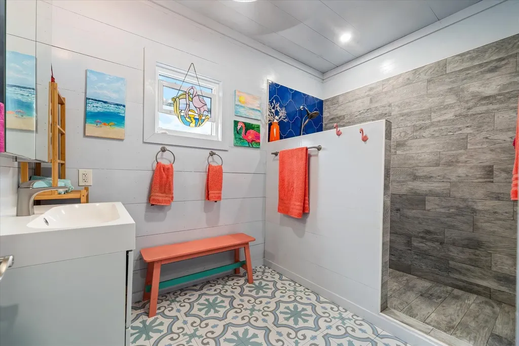 Codakai Eleuthera BS