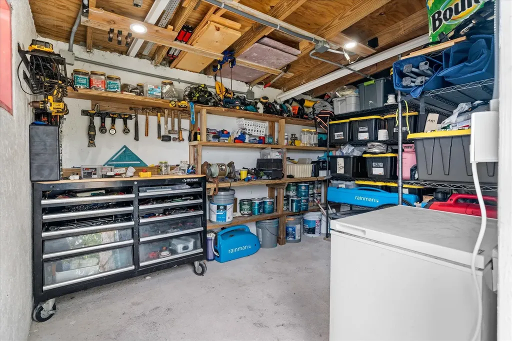 Codakai Eleuthera BS