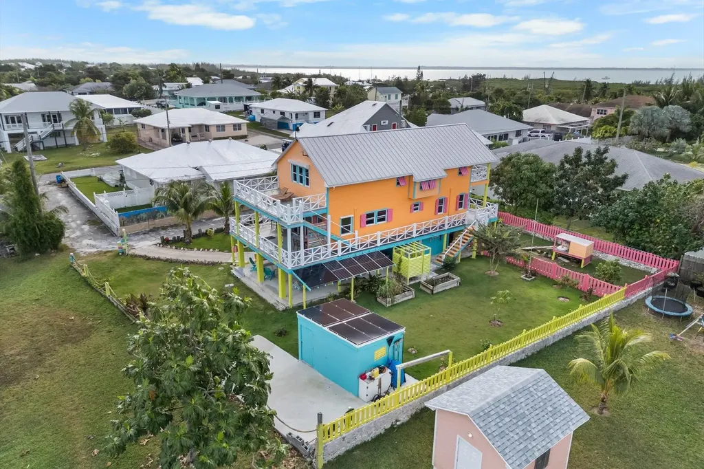 Codakai Eleuthera BS