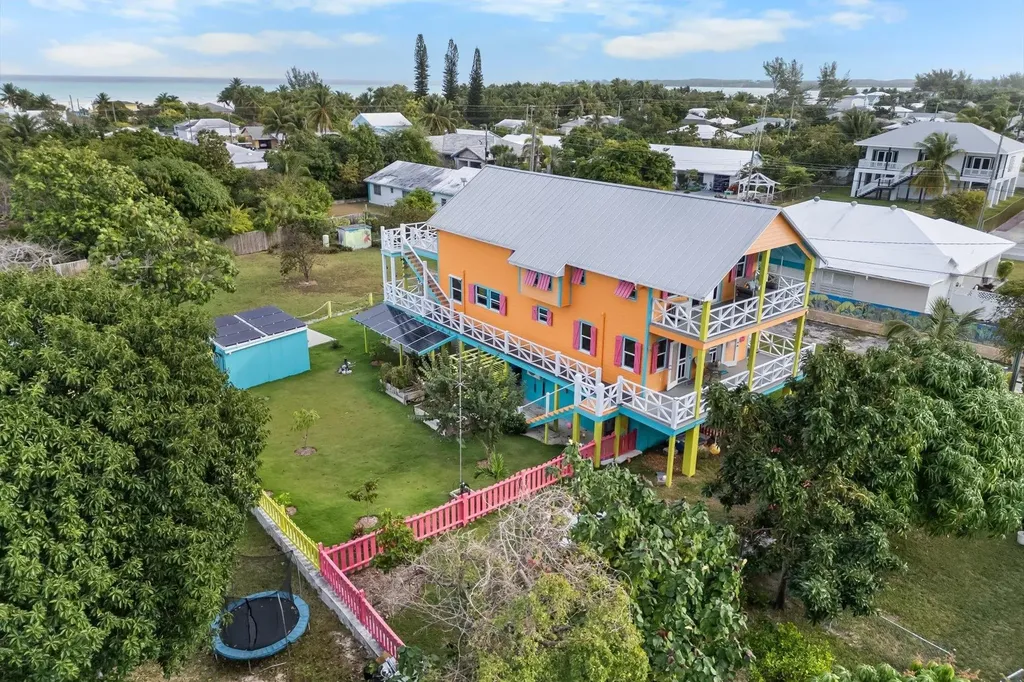 Codakai Eleuthera BS