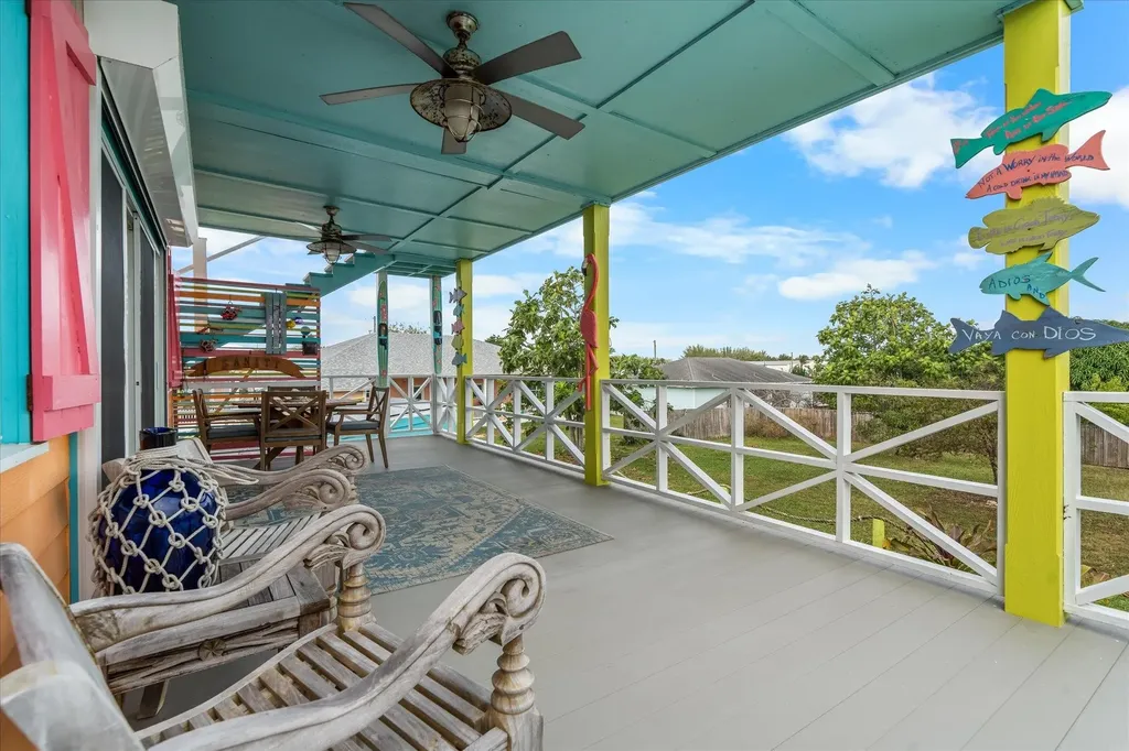 Codakai Eleuthera BS