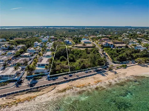 1 Saffron Hill New Providence Paradise Island BS