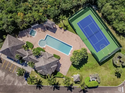 1 Saffron Hill New Providence Paradise Island BS