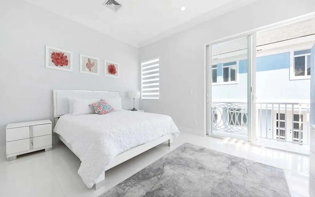 Caves Hilltop New Providence Paradise Island BS