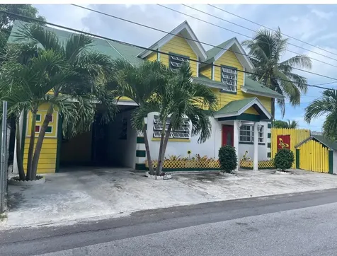 Cumlersville Income Plex New Providence Paradise Island BS