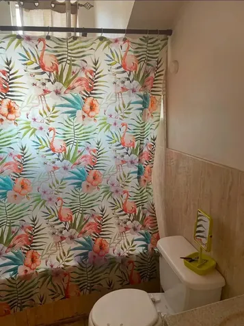 Cumlersville Income Plex New Providence Paradise Island BS