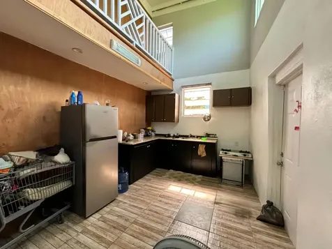 Kim's Crescent, Baillou H New Providence Paradise Island BS