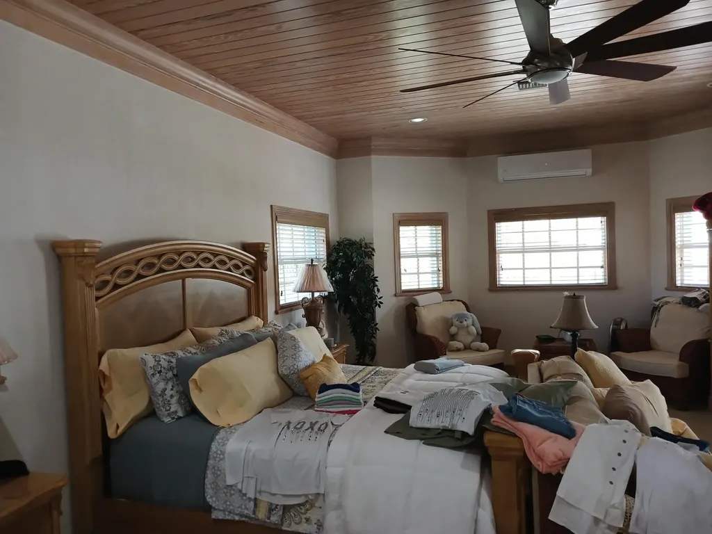 Bayview Court 43 Grand Bahama Freeport BS