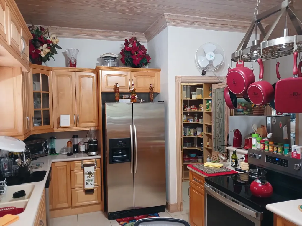 Bayview Court 43 Grand Bahama Freeport BS