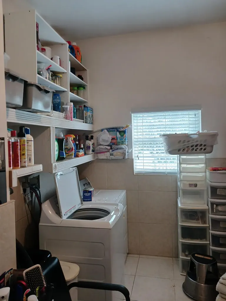 Bayview Court 43 Grand Bahama Freeport BS