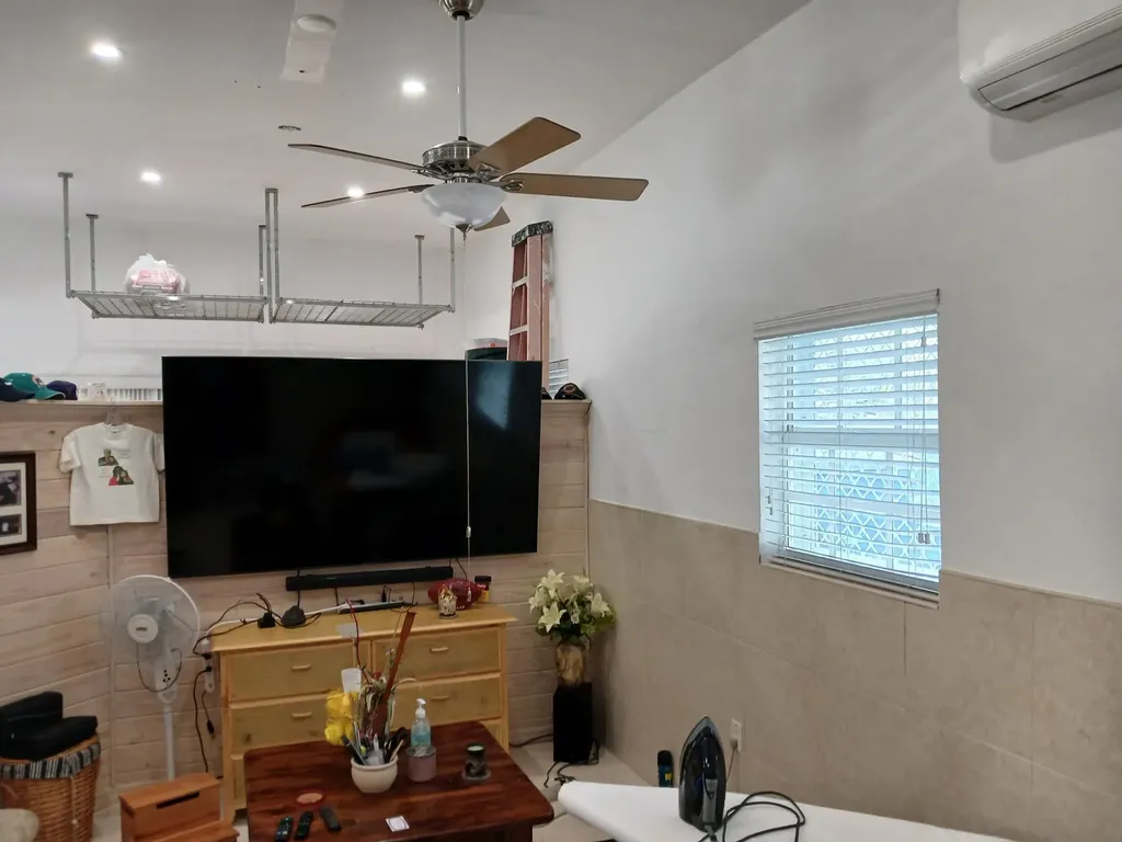 Bayview Court 43 Grand Bahama Freeport BS