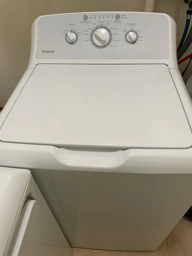 Jansel Court Grand Bahama Freeport BS