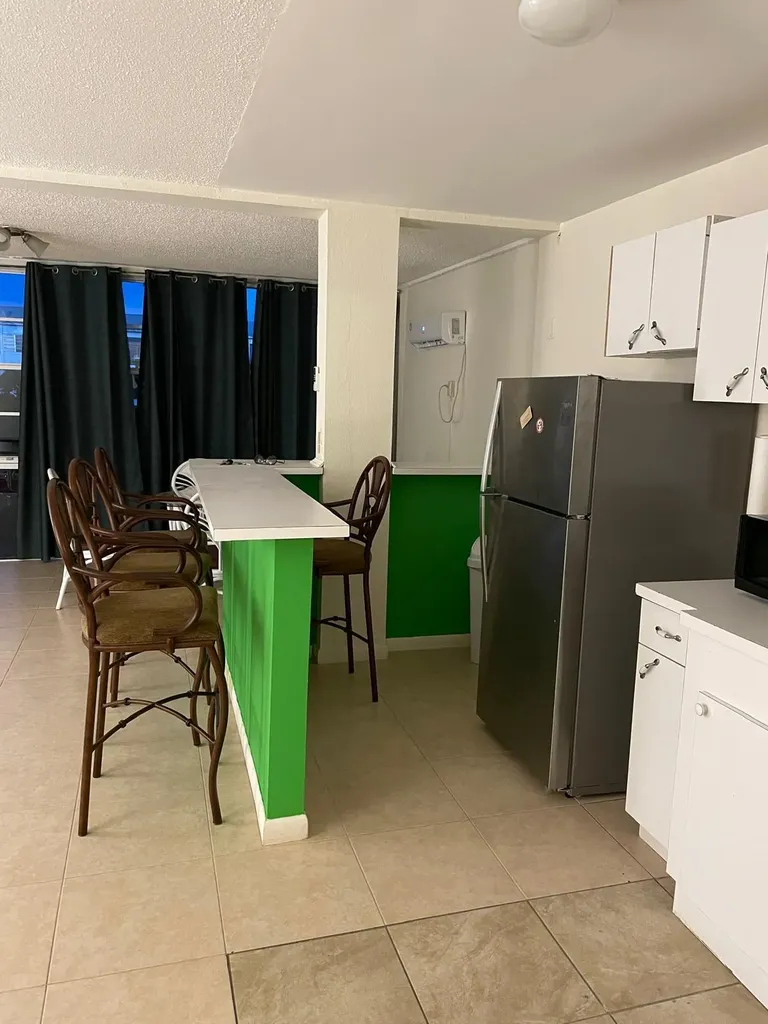 Jansel Court Grand Bahama Freeport BS