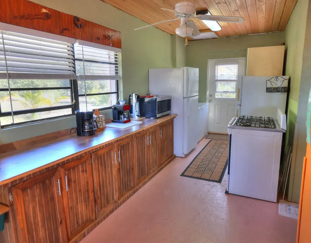 Lot 3 Jay's Shore Sub Abaco BS