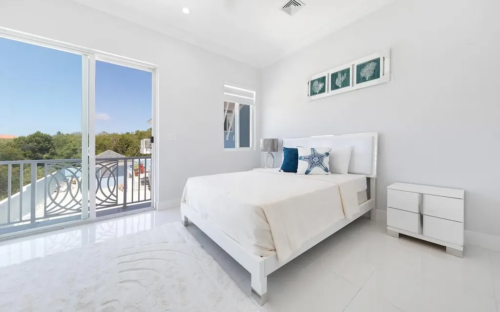 Caves Hilltop Atlantic Drive New Providence Paradise Island BS