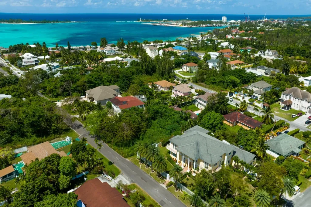 Lot 11 Grove Avenue New Providence Paradise Island BS