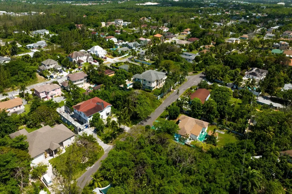 Lot 11 Grove Avenue New Providence Paradise Island BS