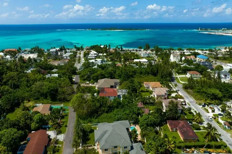 Lot 11 Grove Avenue New Providence Paradise Island BS