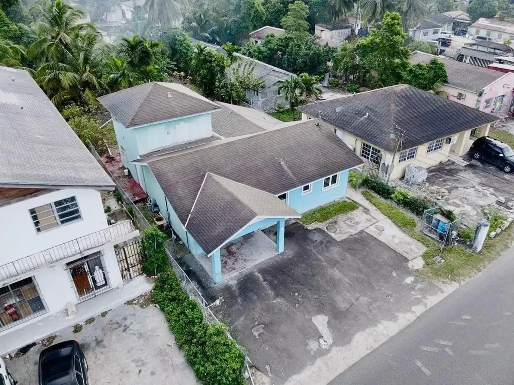 Minnie Street 35 New Providence Paradise Island BS