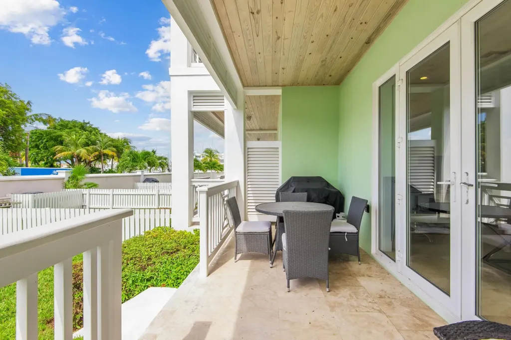 Palm Cay New Providence Paradise Island BS