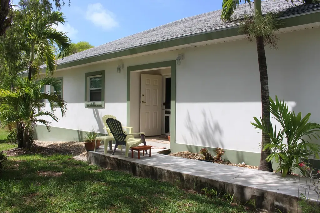 Bouganvilla Lane 42 Abaco BS