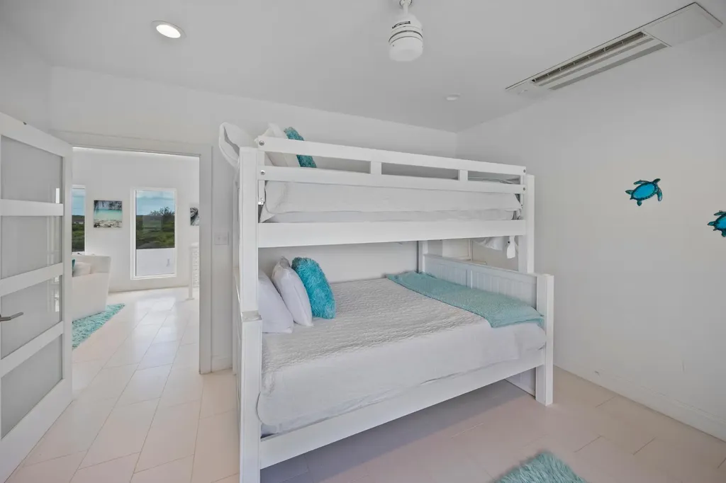 Breakwater Drive Exuma BS