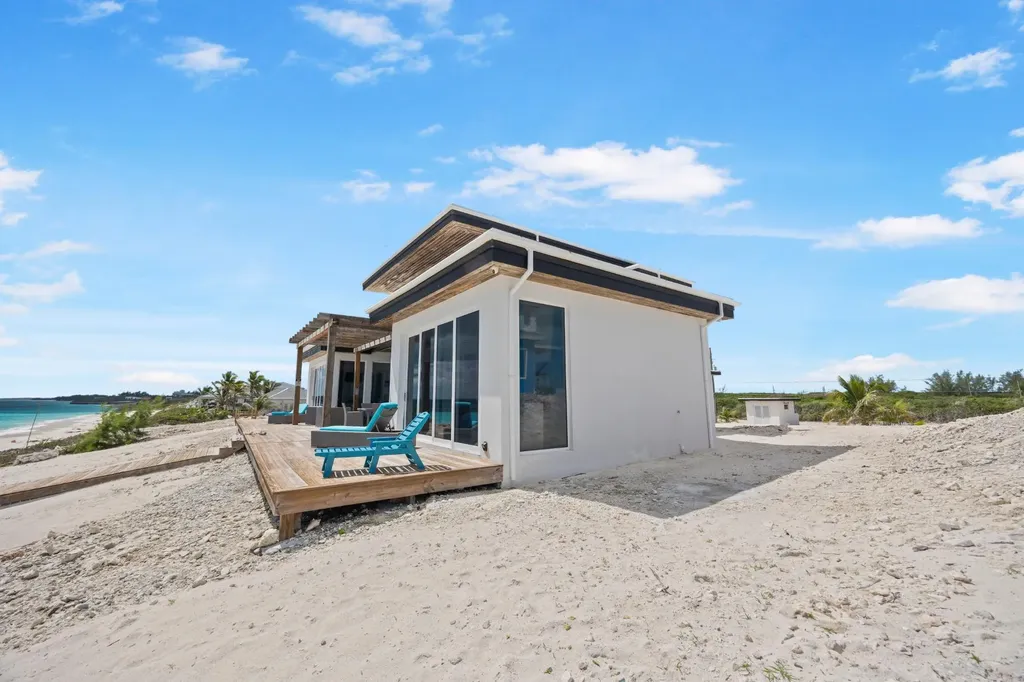 Breakwater Drive Exuma BS