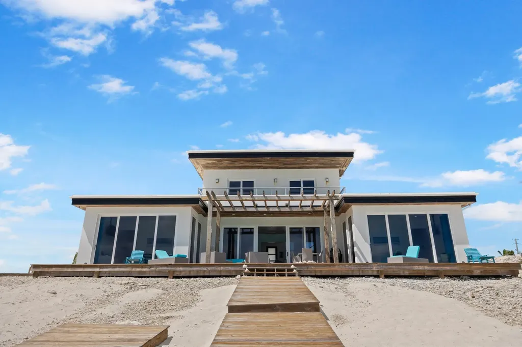 Breakwater Drive Exuma BS