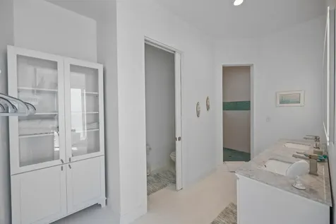 Breakwater Drive Exuma BS