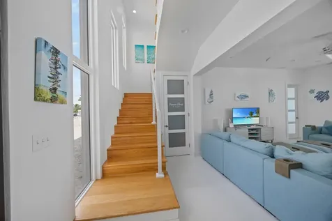 Breakwater Drive Exuma BS